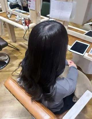 カラー 🫧佐藤透明感カラー デザインカラーのヘアスタイル