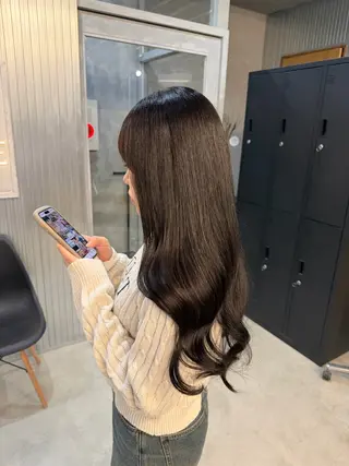 ロング カラー SAITOH AKIRAのヘアスタイル