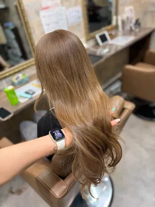 ロング Arphy/ /のヘアスタイル