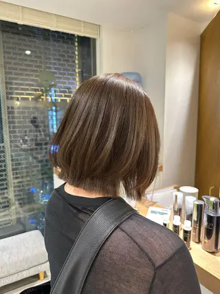 ミディアム 安丸 結夏のヘアスタイル