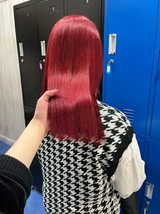 カラー white.梅田 デザインカラー🦄のヘアスタイル