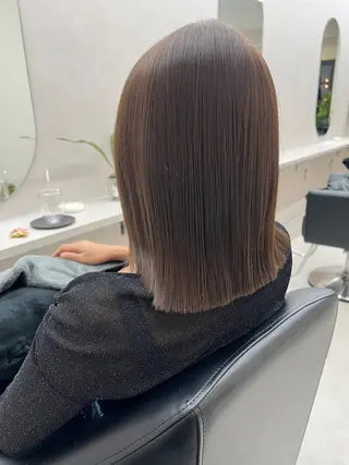 ミディアム   AYARIのヘアスタイル