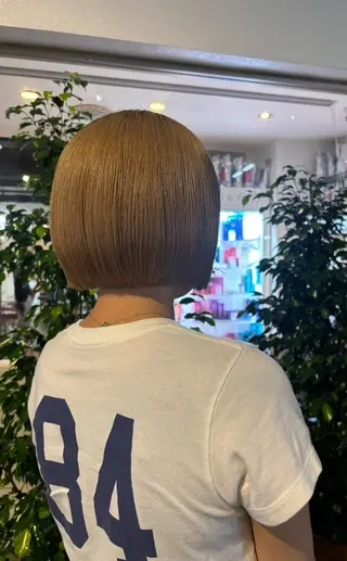 ショート SEEK八王子 AINAのヘアスタイル