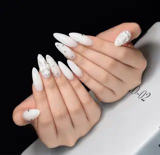 ネイル Julie NailSalonのネイルデザイン
