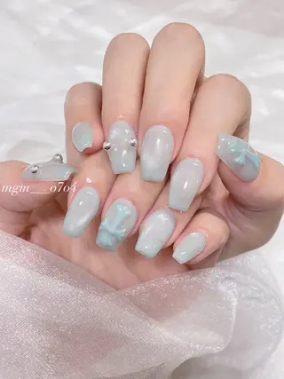 MoON...❤︎ MeGuのネイルデザイン