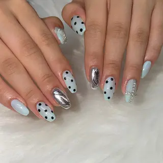 ネイル cocoro🖤 猫爪/y2kネイルのネイルデザイン