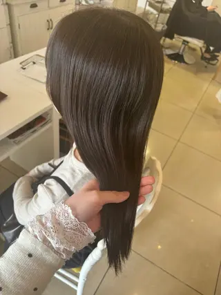 セミロング eMu透明感カラー ちゅる髪yuki✩のヘアスタイル
