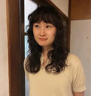 セミロング パーマ 透明感カラー/ くるくるパーマミウのヘアスタイル