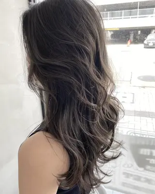 ロング カラー ヘアアレンジ ネイル マツエク・マツパ 夜23時まで予約🉑 reverieあきらのヘアスタイル