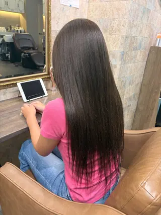 ロング 前田 みのりのヘアスタイル