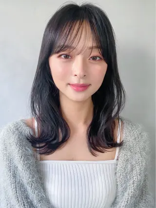 セミロング ヘアアレンジ 勝河 怜楊のヘアスタイル