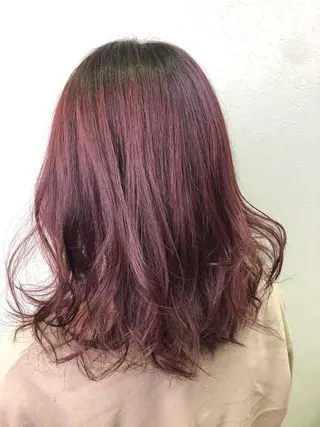 カラー 最高級エクステ /羽エクステ白石宇由のヘアスタイル