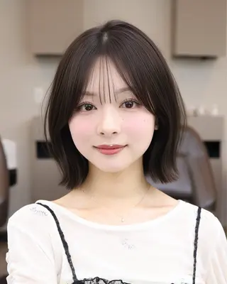 ショート 丸山 心 / 艶カラーのヘアスタイル