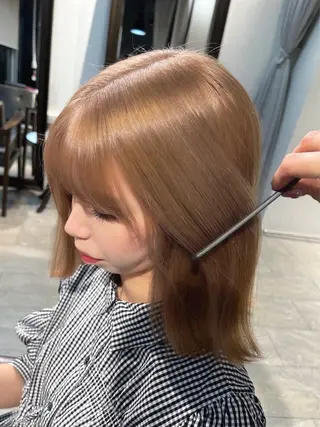 ミディアム カラー ヘアアレンジ 🎀ハイトーン・艶 カラー HANA🎀のヘアスタイル