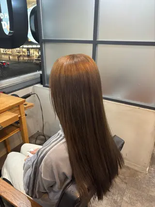 カラー 磯野 成基のヘアスタイル