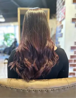 カラー 梶 瑞希のヘアスタイル