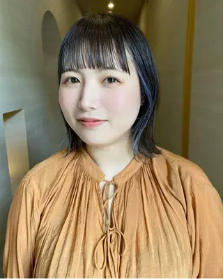 ミディアム レイヤー・ハッシュ ・ウルフカット/川崎のヘアスタイル