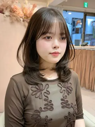 ミディアム カラー 韓国ヘア🦢🖤 Sayumiのヘアスタイル