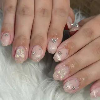 ネイル LAVISH nanamiのネイルデザイン