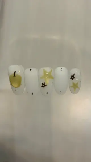 ネイル ˖ ࣪⊹GRACE モモ✩⡱のネイルデザイン