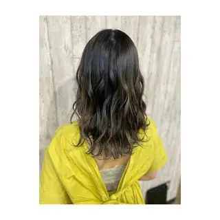 ミディアム カラー 勝河 怜楊のヘアスタイル