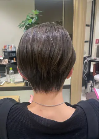 ショート 大川 美優のヘアスタイル