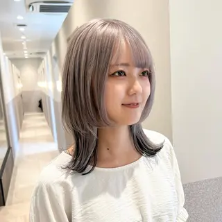ミディアム カラー 🩵ブリーチカラー MIORI🩵のヘアスタイル