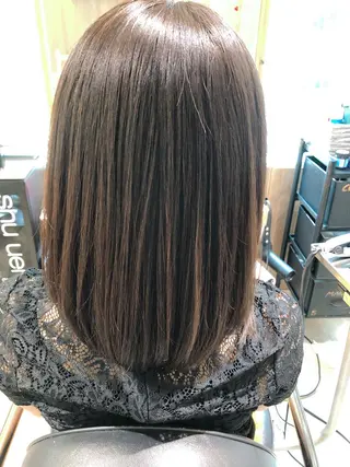 セミロング 【艶髪職人】石井啓輝 代表のヘアスタイル