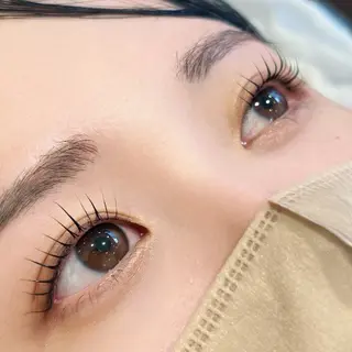 マツエク・マツパ 👓みさき👓/ 似合わせまつげパーマの眉毛・アイブロウイメージ