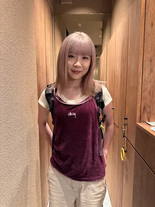 ミディアム カラー hina 🛋️ブリーチカラーのヘアスタイル