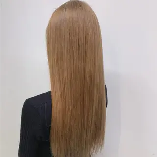 ミディアム カラー 🤍💕ブリーチカラ ーAyaka💕🤍のヘアスタイル