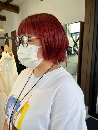 ショート カラー 林 美優のヘアスタイル