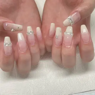 ネイル 💖𝓜𝓲𝓸 /7月予約受付中💖のネイルデザイン