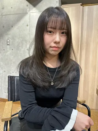 ロング カラー DAIKIベージュ 🍂レイヤーカットのヘアスタイル