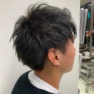 カラー メンズ 川上 紗也加のヘアスタイル