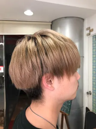 ショート 海外デザイン好きな方 滝沢錬平のヘアスタイル