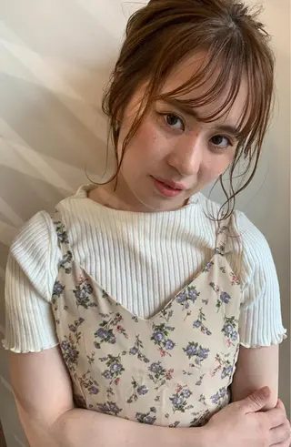 ミディアム カラー ヘアアレンジ 眉毛ワックス konomiの眉毛・アイブロウイメージ