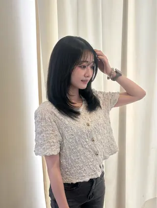 セミロング カラー イノウエ アイ KNACK梅田茶屋町のヘアスタイル