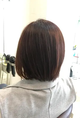 ショート カラー 中村 よしひでのヘアスタイル