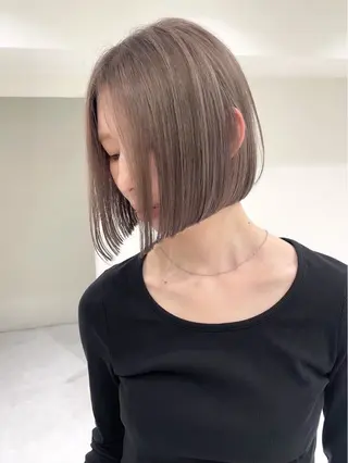 ショート カラー 大塚 加奈恵のヘアスタイル