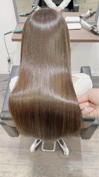 ロング 美髪縮毛矯正✨🫧 レイヤー川村利幸のヘアスタイル