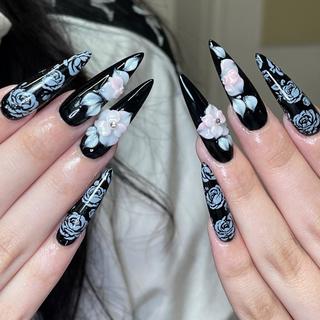 ネイル Noél_ Noaのネイルデザイン