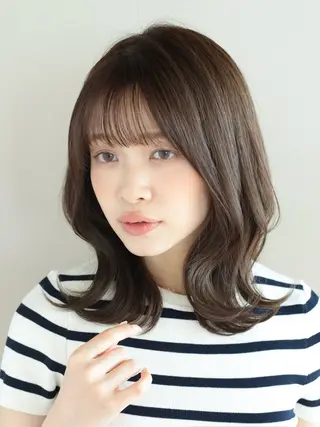 セミロング カラー 髙木美緒🌿 レイヤー/アレンジのヘアスタイル