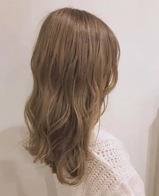 セミロング カラー mayo 🐄🌈のヘアスタイル