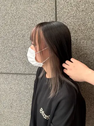 カラー 西田 莉緒のヘアスタイル