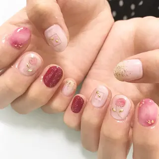 ネイル 板垣 綾乃のネイルデザイン