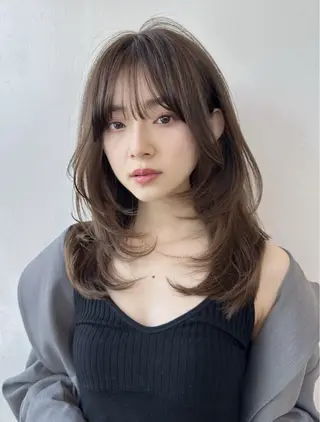 ロング momoka 表参道のヘアスタイル