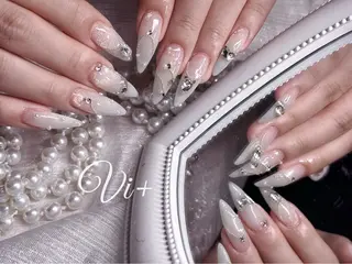ネイル ✨Nailsalon Vi+✨のネイルデザイン