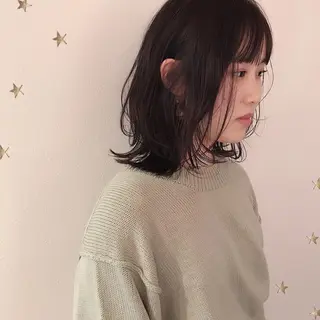 ミディアム カラー 市川 千夏のヘアスタイル