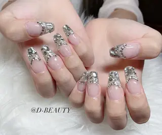 ネイル D-BEAUTY Nailsalonのネイルデザイン